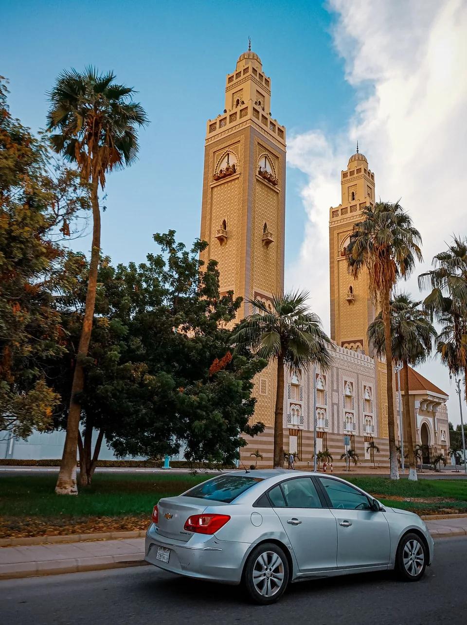 King Fahd bin Abdulaziz Mosque — Al Murjan